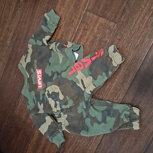 Levi baby boy camo matching set. 3m. Like neww